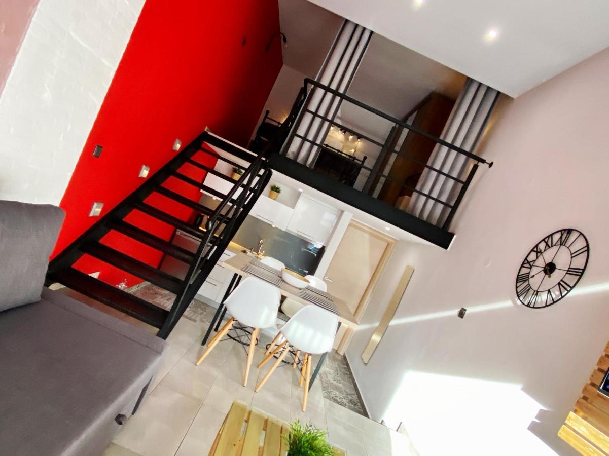 48 Downtown Lofts Apartment Néa Péramos Exterior foto